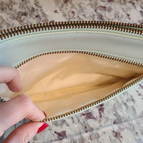 NWOT White House Black Market Mint colored Wristlet - Picture 5 of 7